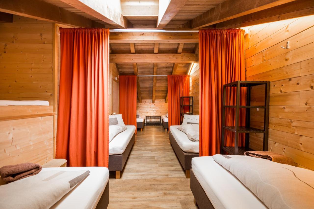 Rutsche Hostel Wenns Kültér fotó