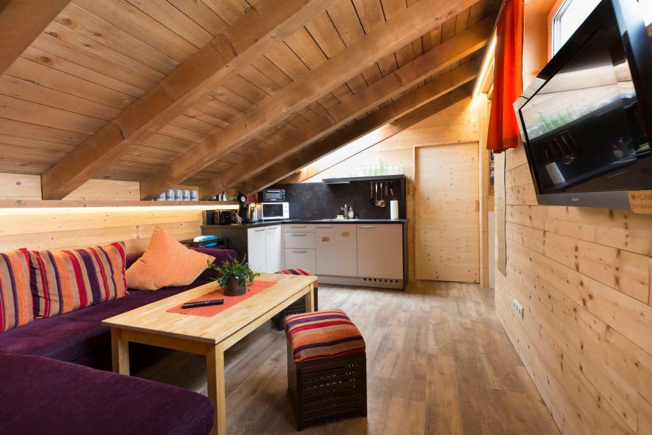 Rutsche Hostel Wenns Kültér fotó