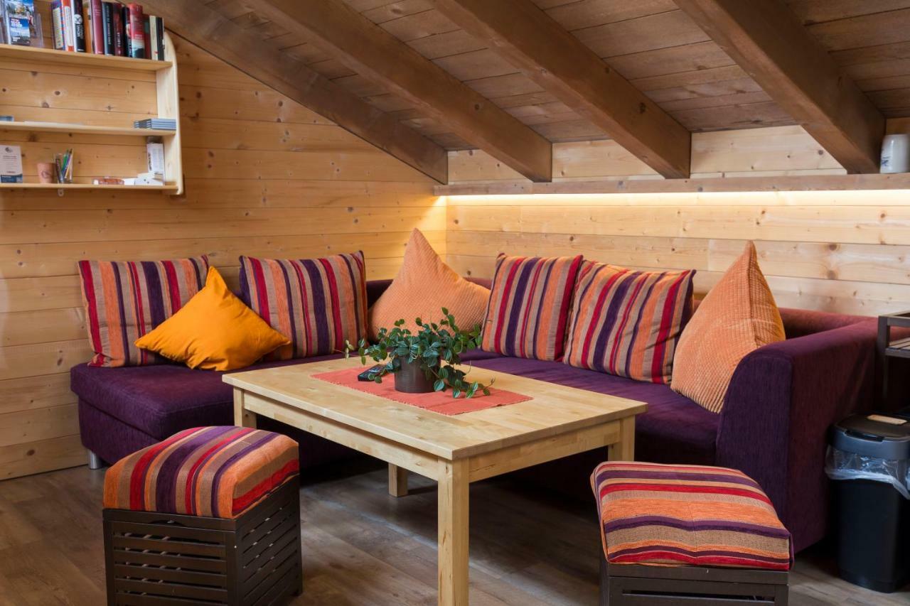 Rutsche Hostel Wenns Kültér fotó